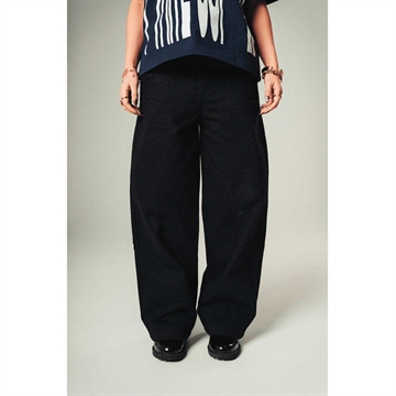 White Coffee Raw Denim Jeans Black - sælges Kun i butikken i Holstebro